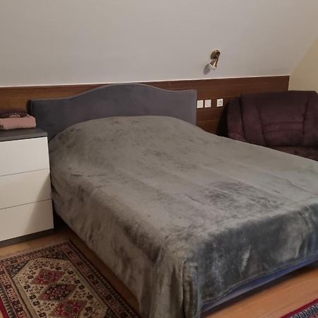 Planinski Dom Na Travni Gori Sodrazica Buitenkant foto
