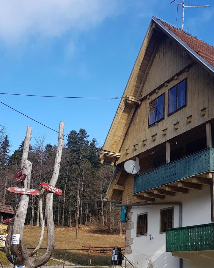 Planinski Dom Na Travni Gori Sodrazica Buitenkant foto