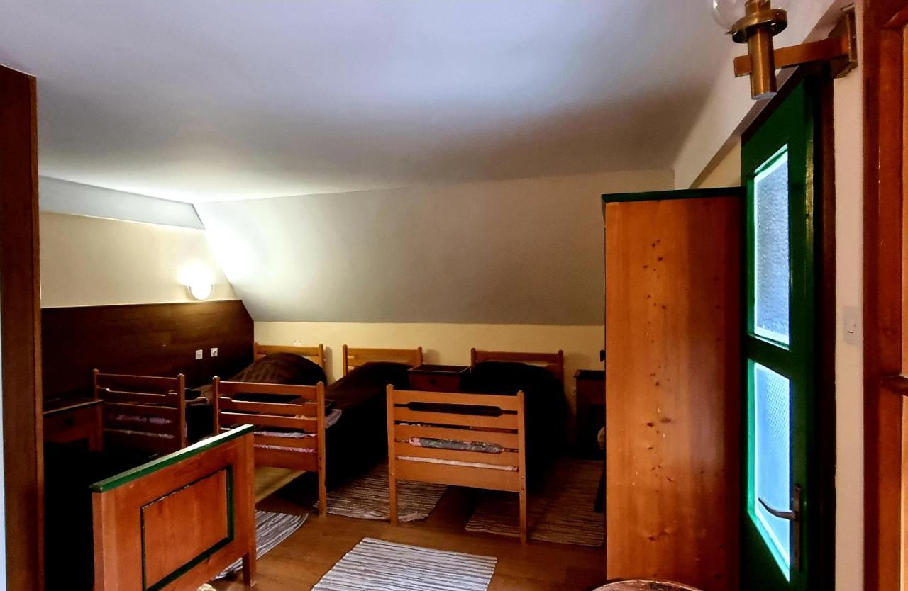 Planinski Dom Na Travni Gori Sodrazica Buitenkant foto
