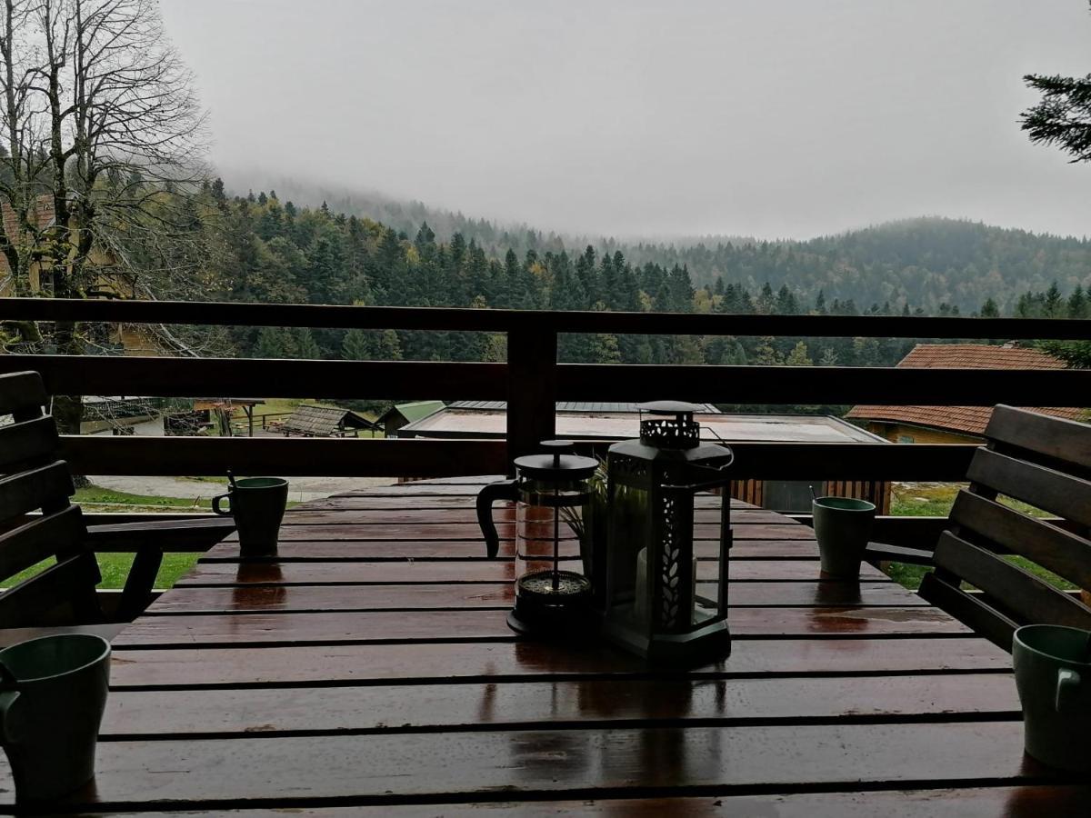 Planinski Dom Na Travni Gori Sodrazica Buitenkant foto